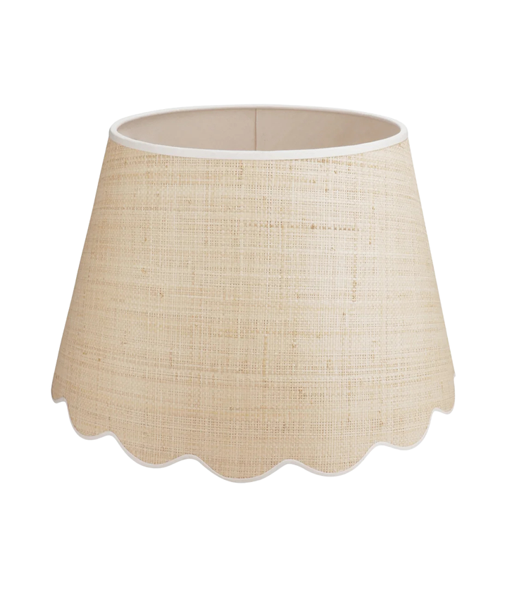 Medium/Large Raffia Scalloped Shade