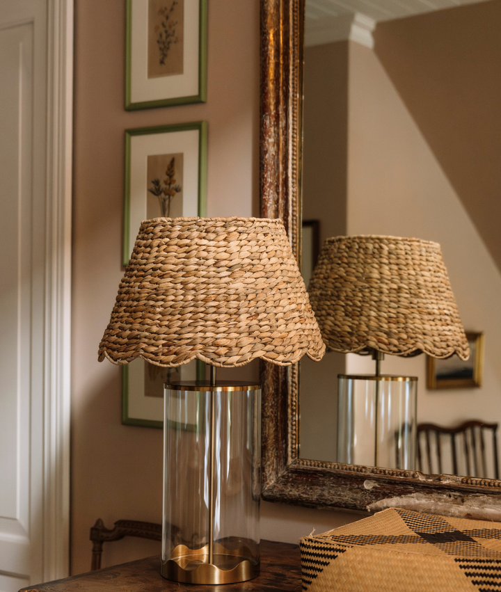 Large Seagrass Scalloped Shade